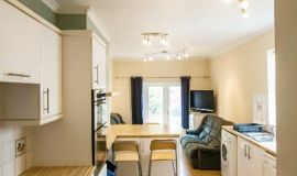 3 Stanbury Avenue